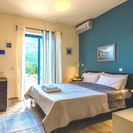 Tentoura - Breathtaking Retreat With Stunning Views Close To Vilă *