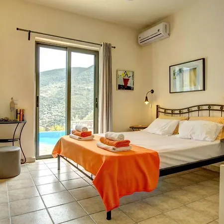 Menta - Breathtaking Retreat With Stunning Views Close To
