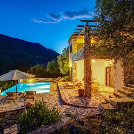Tentoura - Breathtaking Retreat With Stunning Views Close To Villa