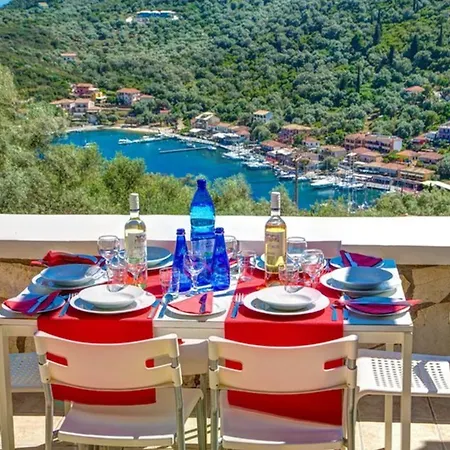 Menta - Breathtaking Retreat With Stunning Views Close To