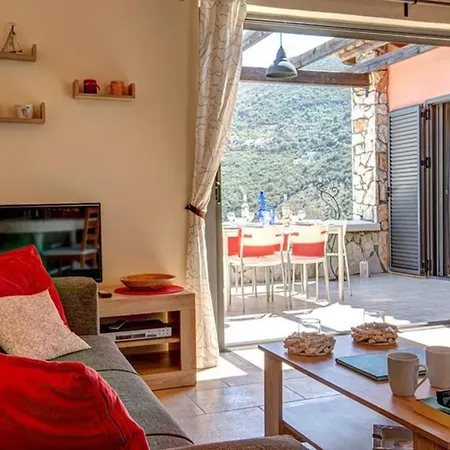 Villa Tentoura - Breathtaking Retreat With Stunning Views Close To