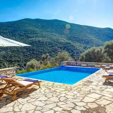 Villa Menta - Breathtaking Retreat With Stunning Views Close To